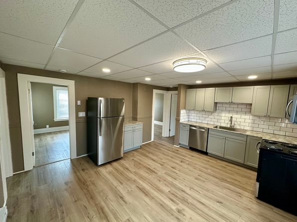 10-16 Stewart St #14