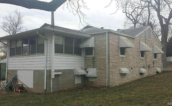 2nd image of 10134 Bon Oak Dr
