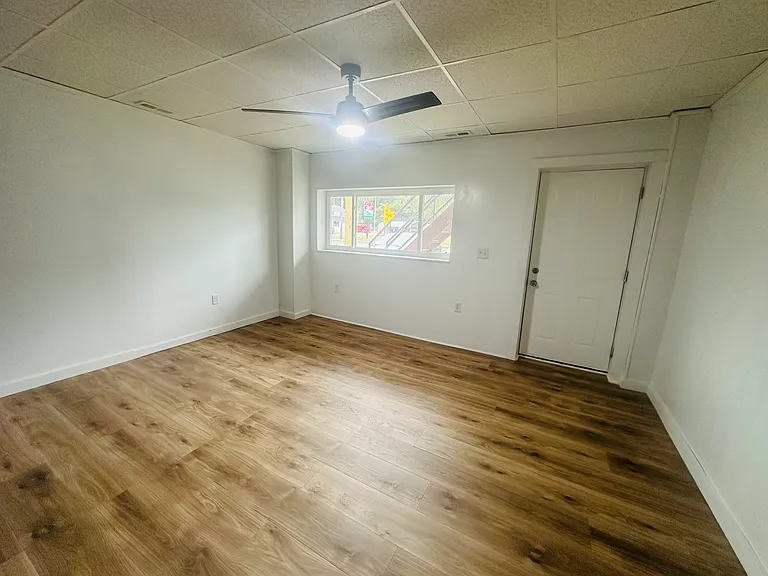 627 Fairfield Rd #3 — Photo 5