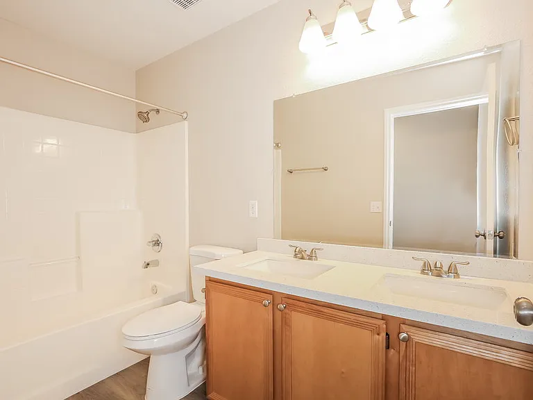 4929 Whispering Spring Ave — Photo 17