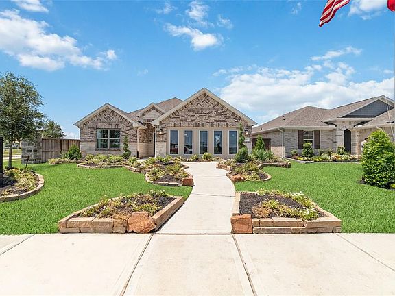 2nd image of 2303 Gentle Breeze Ln