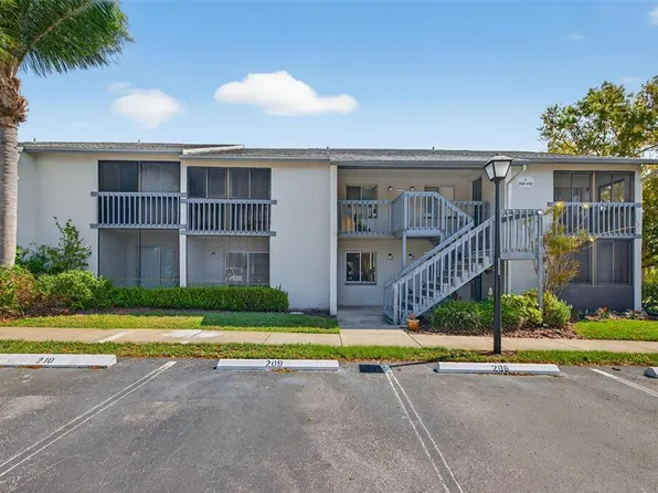 11201 122nd Ave APT 207, Largo, FL 33778