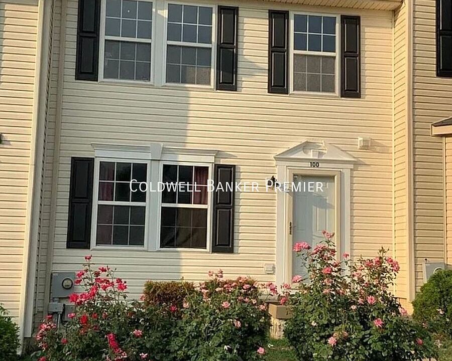 1st image of 100 Quince Tree Dr