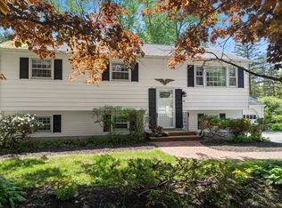 94 Greenwood Rd, Andover, MA 01810