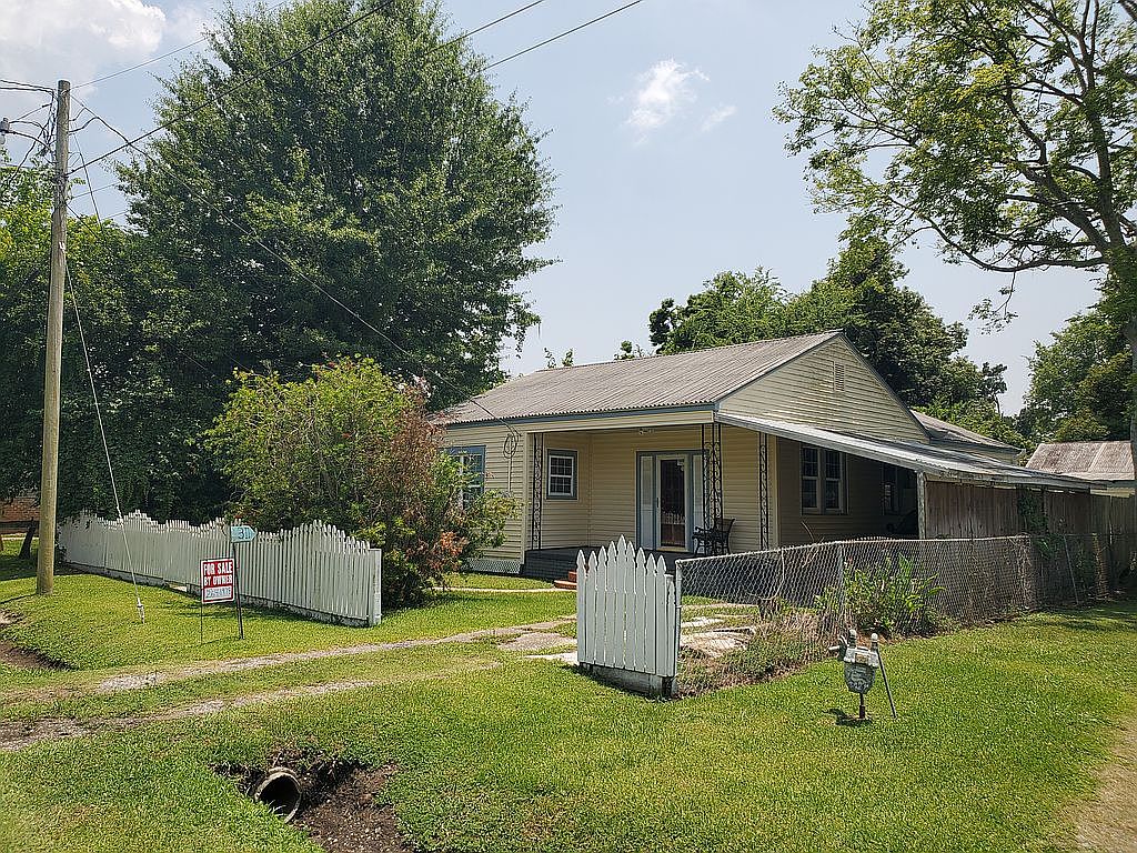 311 W 3rd St, Donaldsonville, LA 70346 Zillow
