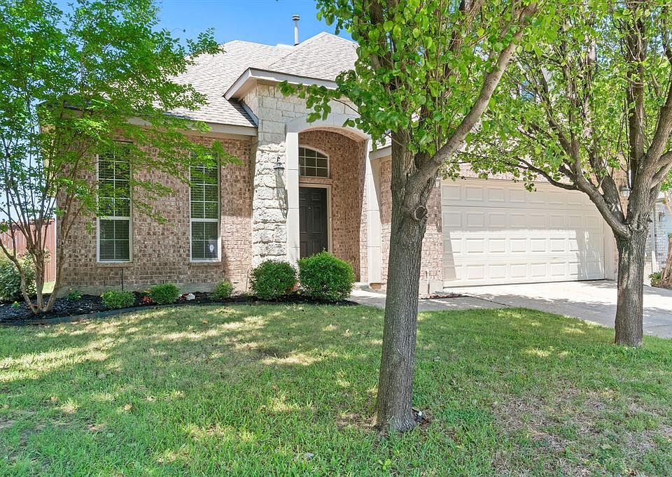 1st image of 1216 Somerset Dr