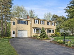 29 Pinewood Rd, Wellesley, MA 02482