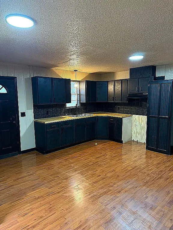3 bed, 1536 sqft, $1,100 — Photo 1