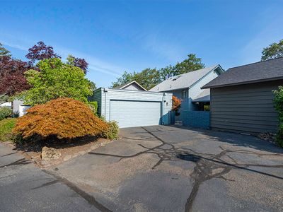 2663 Heritage Way, Medford, OR, 97504