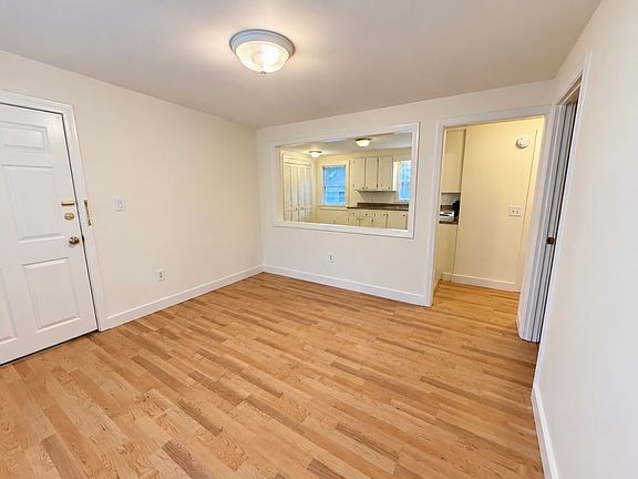 5th image of 12 Holbrook St APT 3