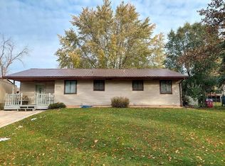 10389 Crocus St NW, Coon Rapids, MN 55433