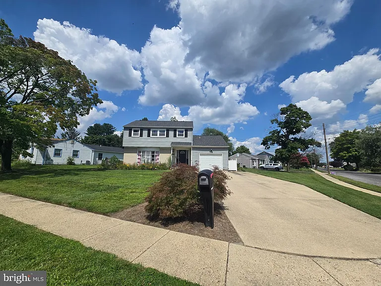 301 Overbrook Ave — Photo 4