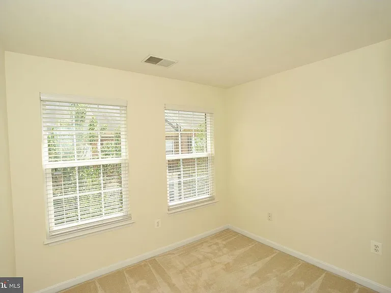 2303 Huntington Station Ct — Photo 17