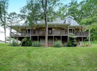 1 Stonewood Rd, Charleston, WV 25313