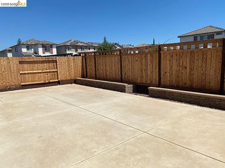 3636 Landmark Cir — Photo 27