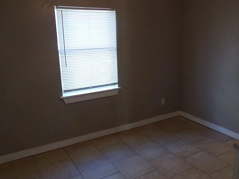 804 SW Park Ave #B — Photo 5