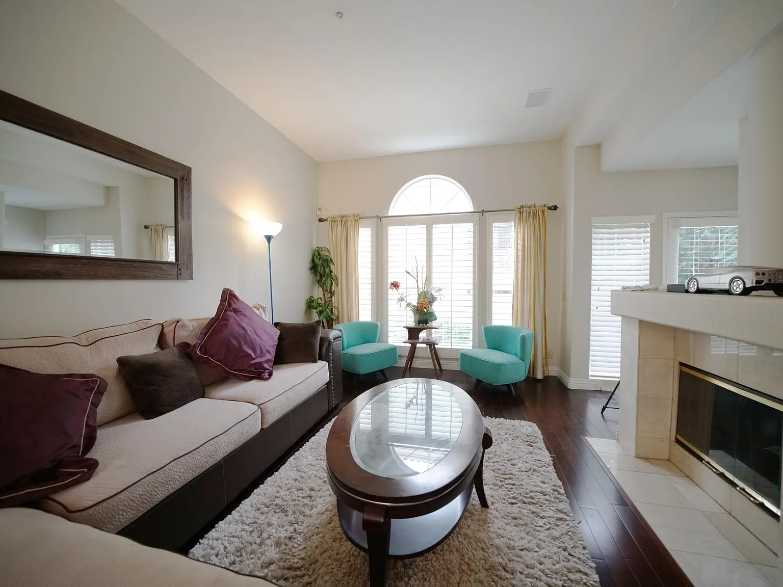 1 bed, 1.5 bath, 1022 sqft, $2,950 — Photo 2