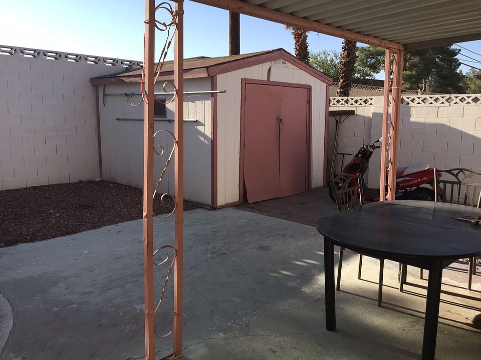 1st image of 2916 Black Forest Dr