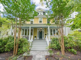 5422 39th St NW, Washington, DC