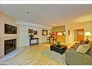 2nd image of 1271 Poplar Ave APT 101