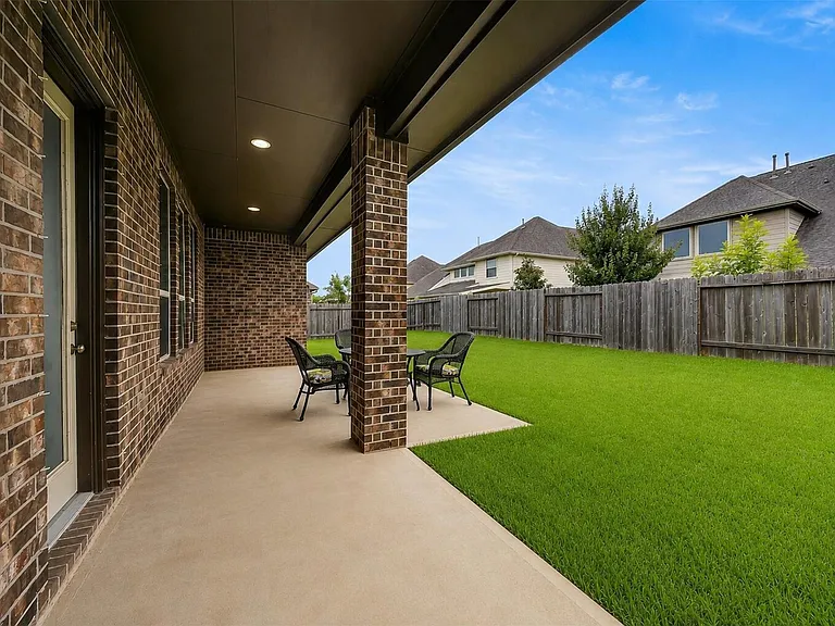 6330 Ontario Dr — Photo 24