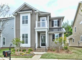 13523 Davidson Place Dr, Davidson, NC 28036