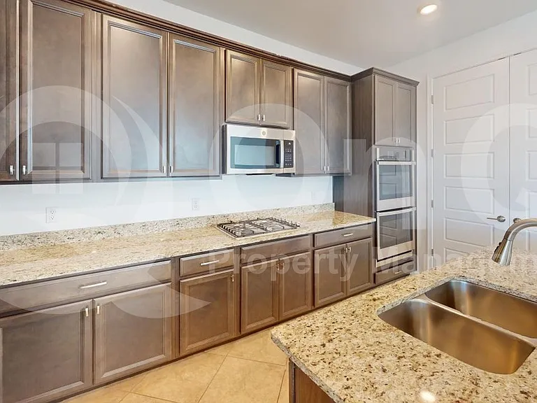 13112 E Cembeline Ln — Photo 3