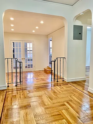 Rented by Bohemia Realty Group | media 2