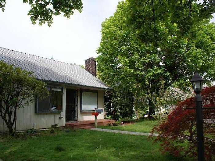 2nd image of 1001 NW 43rd St