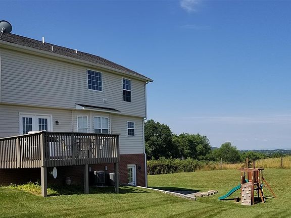 5th image of 115 Buckingham Ln