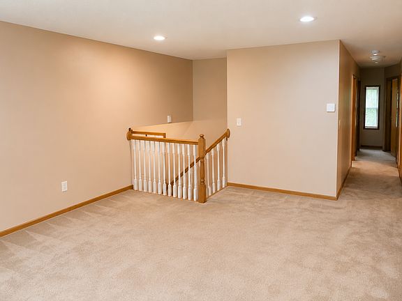 4th image of 7018 James Ave N