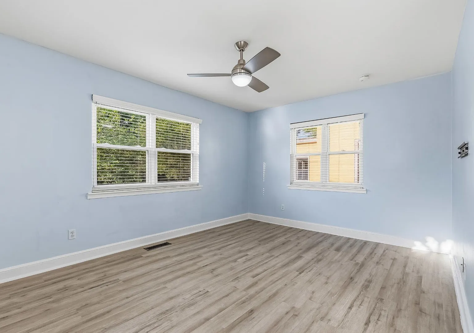 1780 John Calvin Ave - L — Photo 2