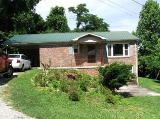 311 Miller St, Livingston, TN 38570
