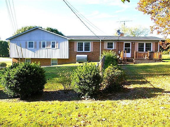 3rd image of 106 Highland Ave
