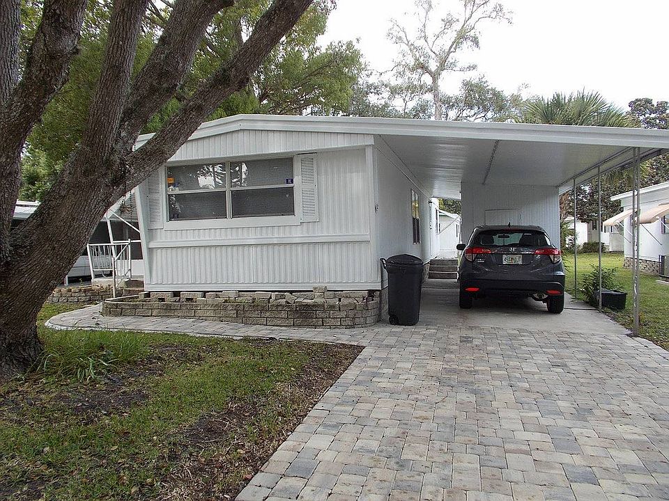 1st image of 137 Royal Palm Cir