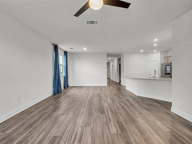 17925 Curio Dr — Photo 2