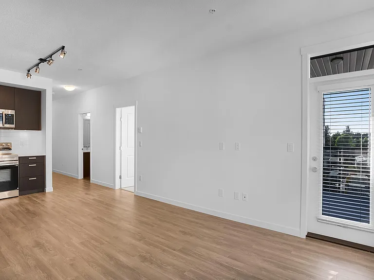 15735 85th Ave #407 — Photo 8