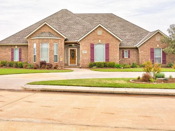 507 Southview Dr, Kingfisher, OK 73750