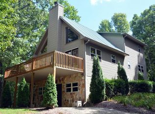 104 Barlow Fields Loop, Hayesville, NC 28904