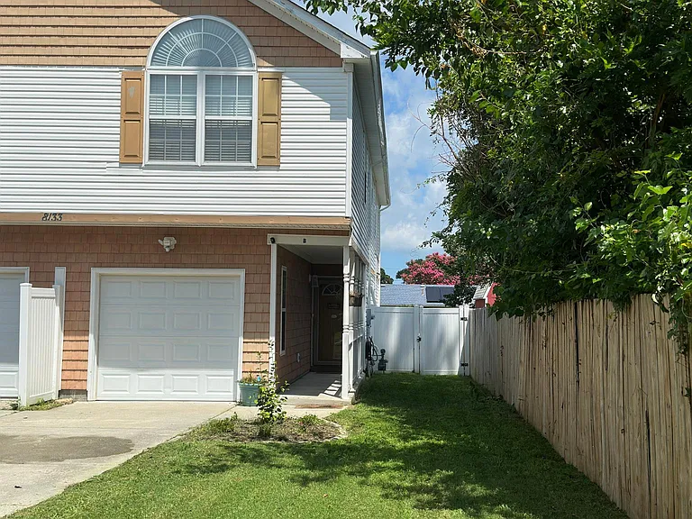 8133 Redmon Rd #B — Photo 24