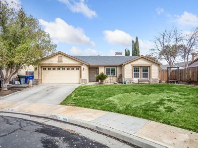 504 W Julia Ct, Hanford, CA, 93230