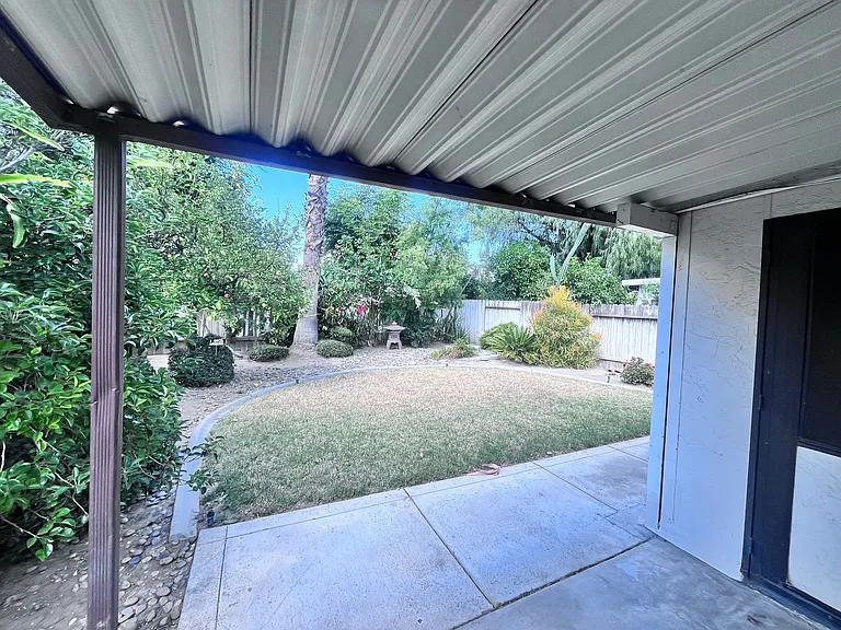 1855 Topeka Way — Photo 19