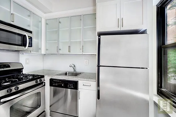 Rented by Halstead Real Estate | media 7