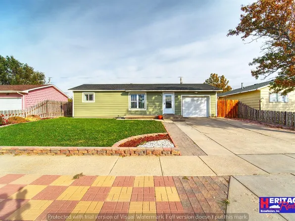 312 Barber Ave, Holcomb, KS 67851