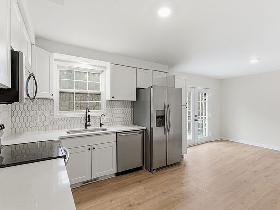 5th image of 1848 Mimi Rd