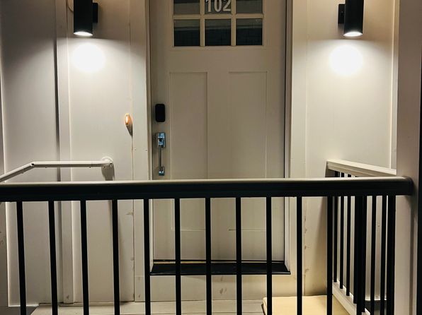 81 South St #1B