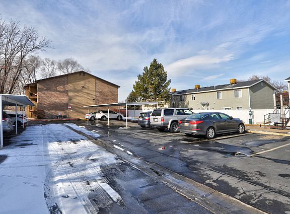 3rd image of 808 E Cedar Pine Ct APT 30