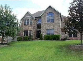 444 Summerland Ct, Evansville, IN