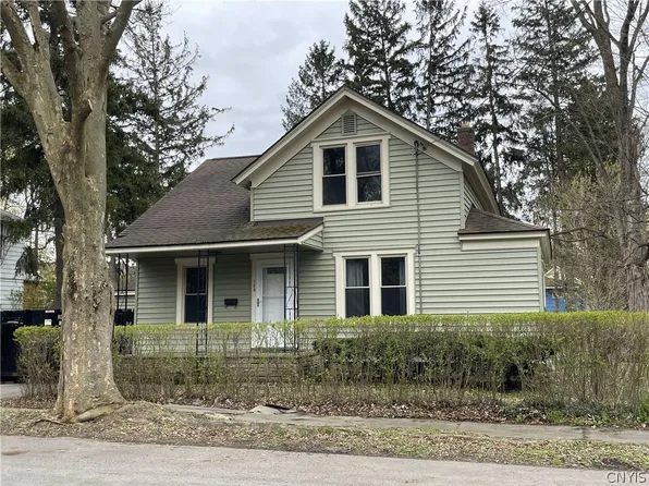 120 Richfield Ave, Syracuse, NY 13205