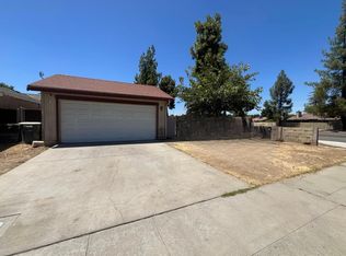 2789 N Selland Ave, Fresno, CA